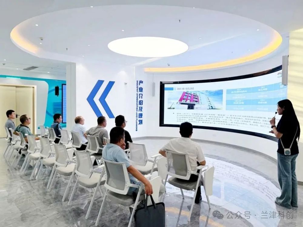 1a33b1a1c1979f0b2988f81643b8f15c